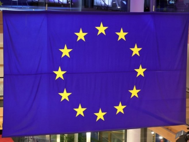 Званичници ЕУ: Побједа Мађара представља повратак Мађарске на европски пут