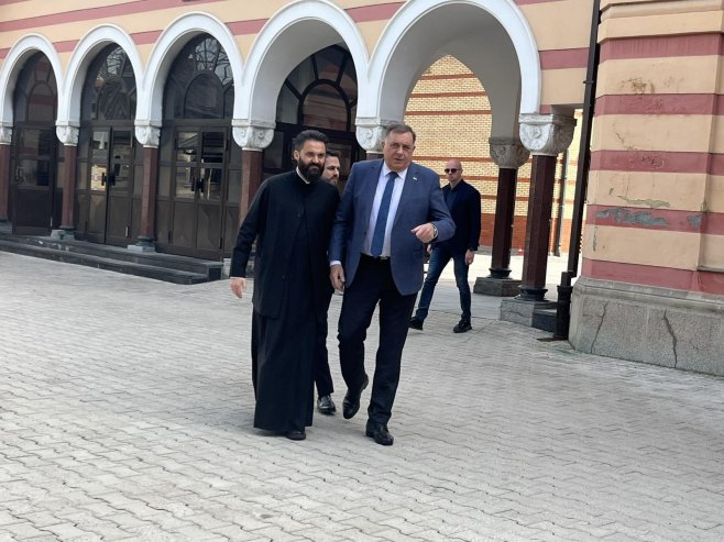 Додик на Васкршњем пријему код митрополита бањалучког Јефрема