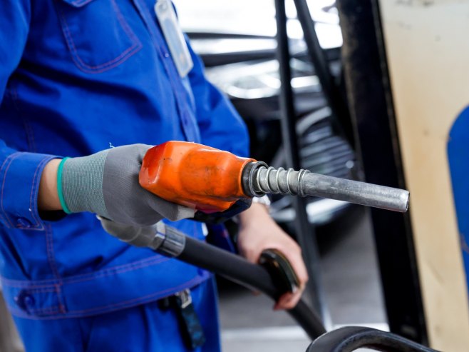 Пад цијена нафте на тржишту