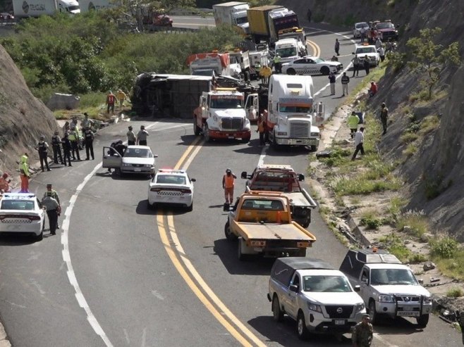 Ланчани судар на ауто-путу; Учествовало 75 возила (ВИДЕО)