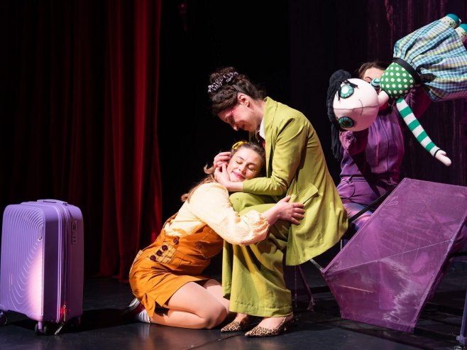 У Дјечијем позоришту Српске премијерно изведена представа "Шумбаба"