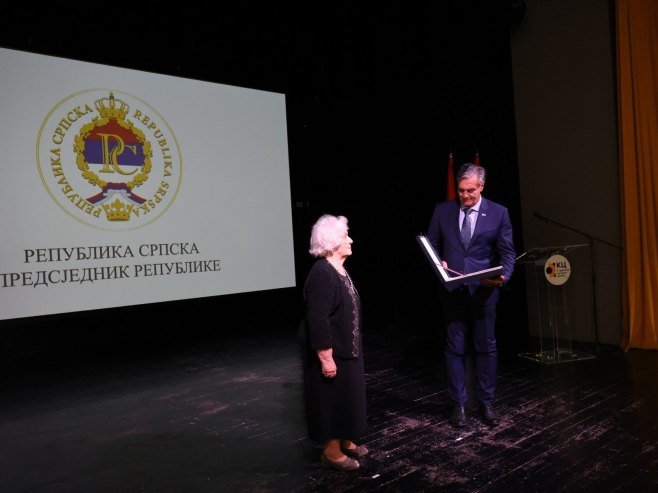 ZIPAPHOTO/Borislav Zdrinja 