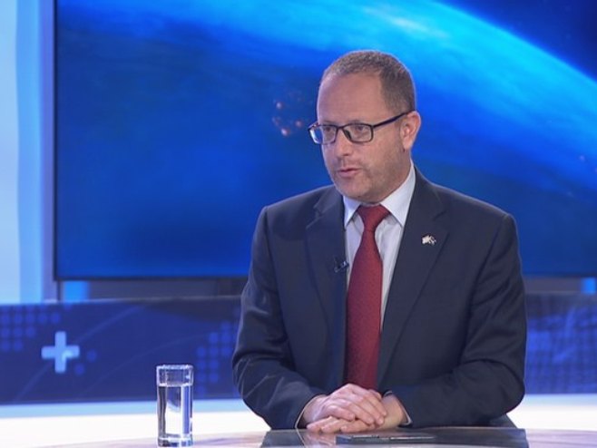 Булштајн: Над Србима почињен геноцид и то је истина; Српска наш најбољи пријатељ (ВИДЕО)