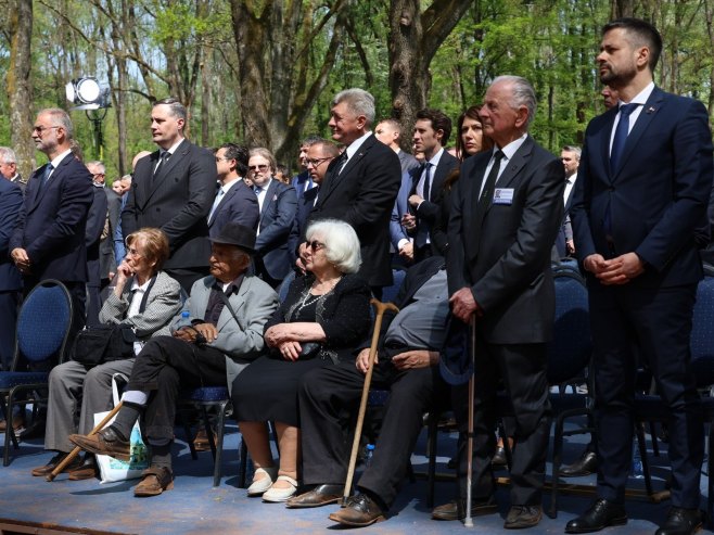 Обиљежавање у Доњој Градини - Фото: ZIPAPHOTO/Borislav Zdrinja