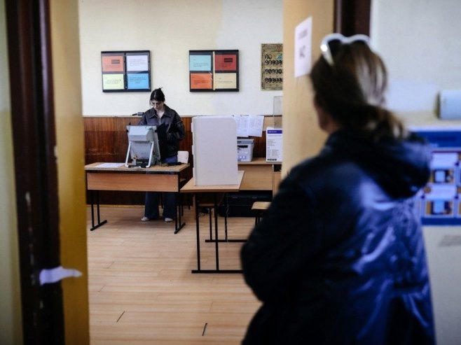 Странка Румена Радева у предности са 37,5 одсто гласова