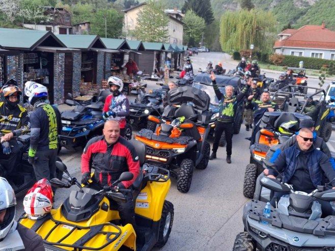На скупу љубитеља квадова 65 учесника са 50 возила из Србије и Српске