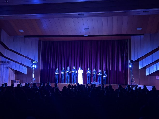 Први Фестивал средњошколског театра у Дервенти