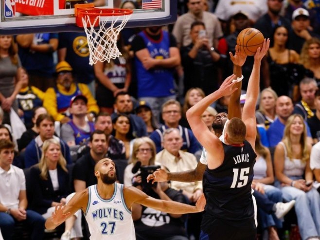 Минесота направила брејк у Денверу, Јокић и Мари се "угасили" у посљедњој четвртини (ВИДЕО)