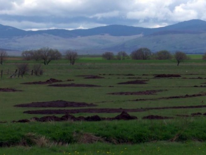 Гламочани против градње војног полигона