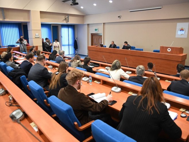 Стевандић: Српска спремна на усклађивање са европским стандардима, али искључиво кроз консензус легитимних представника