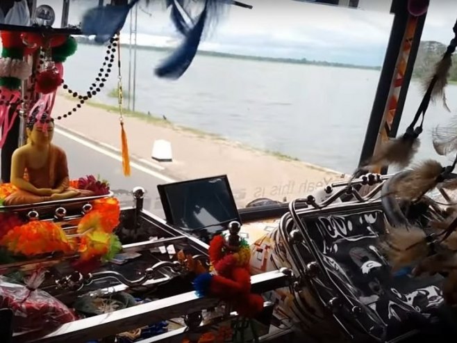 РТРС, 21.10 - Документарни филм "Пластични богови и огледало" (ВИДЕО)