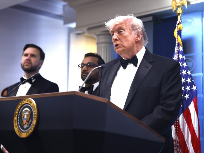 Трамп: Синоћња пуцњава се никад не би догодила у безбједној балској дворани Бијеле куће