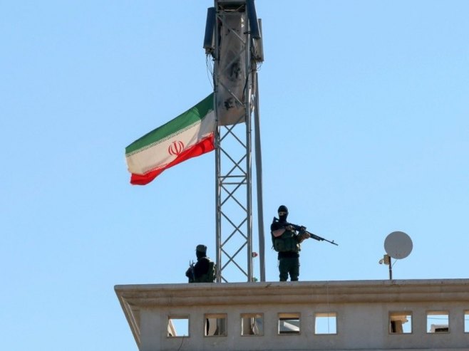 Техеран послао Вашингтону план у три фазе - Ормуски мореуз у центру договора