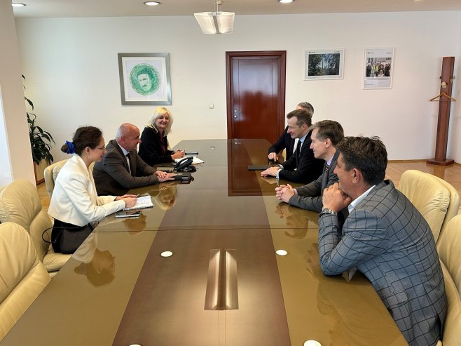 Ђокић са делегацијом Нижњег Новгорода - Фото: Уступљена фотографија