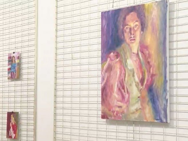 У Бањалуци отворена самостална изложба "Лице блискости"