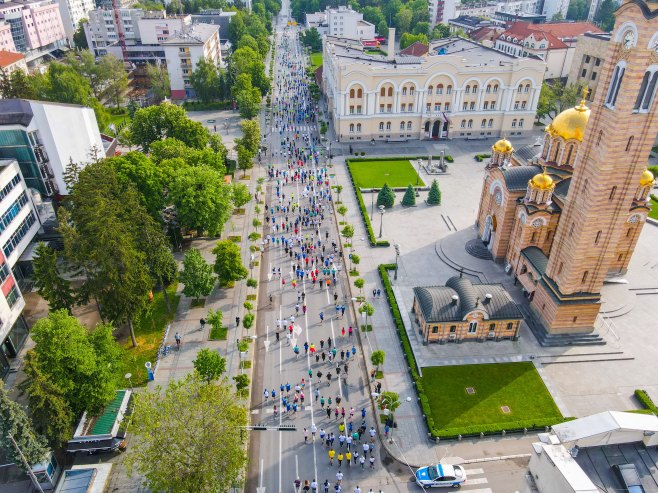 Vivia Run More Weekend - Ово није обична трка, у Бањалуци побјеђује тим, не појединац