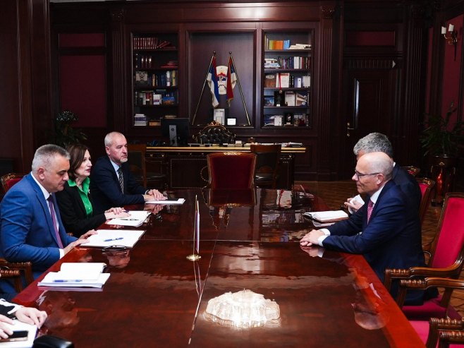 Минић са Бајером: Српска посвећена испуњавању услова за улазак у ЕУ