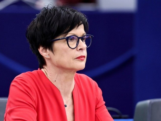 Кос: Обустављена помоћ Србији због правосудног система