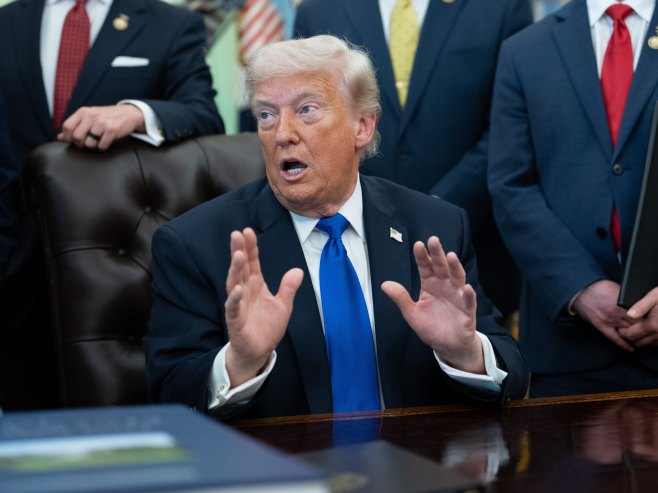 Трамп подиже царину на европске аутомобиле на 25 одсто