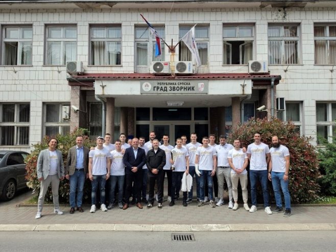 Зворник: Пријем за кошаркаше Дрине - шампионе Српске
