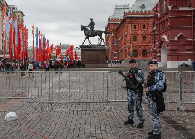Песков: Москви није потребна ничија дозвола за одржавање параде