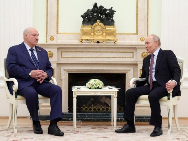 Путин и Лукашенко у Кремљу поводом обиљежавања Дана побједе