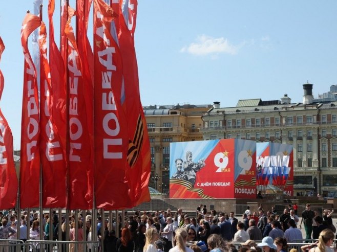 УЖИВО - Велика војна парада у Москви поводом Дана побједе над фашизмом, присуствује делегација Српске