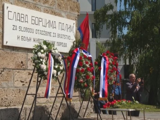 Поводом 9. маја - Дана побједе над фашизмом у Бањалуци положени вијенци и цвијеће