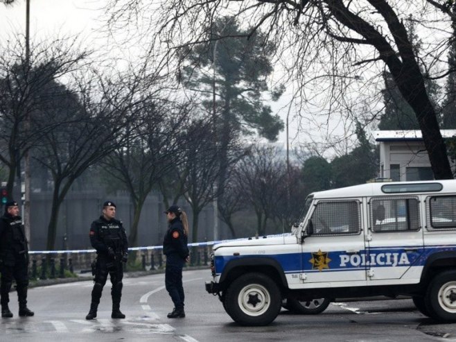На Скадарском језеру пронађено 136 килограма дувана