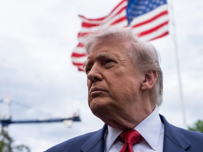 Трамп: Уништићемо сваког ко приђе иранском уранијуму