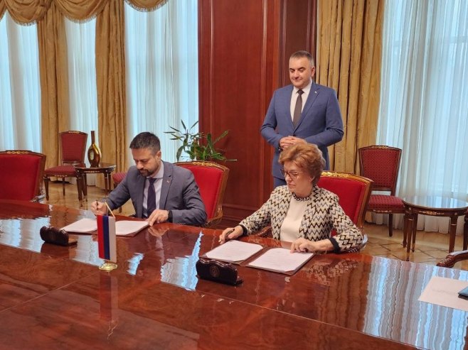 Потписан уговор са Свјетском банком о кредитном аранжману за унапређење пољопривреде