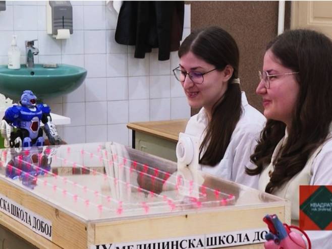 Теслићке шахисткиње, Милана и Маша Бабић, на Иносту представиле мултисензорну радионицу (ВИДЕО)