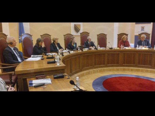 И крњи Уставни суд БиХ схватио да је у судијском дефициту