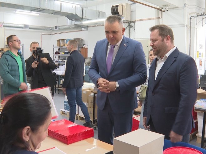 Минић посјетио Службени гласник Српске