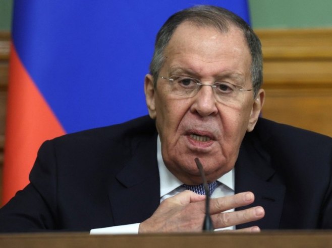 Лавров: Брисел не дозвољава рјешавање украјинског сукоба