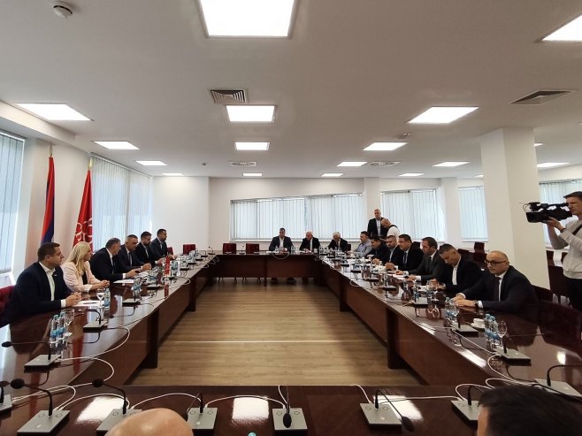 У Бањалуци састанак владајуће коалиције; Конференција за новинаре на РТРС