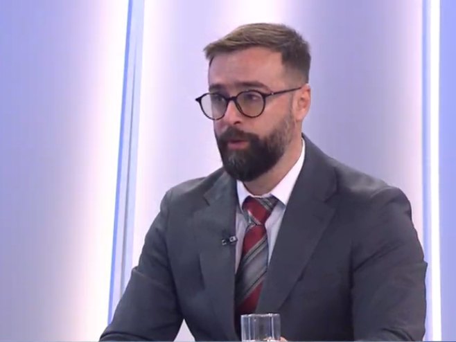 Дакић: Затворити ОХР и елиминисати страни протекторат из правног поретка