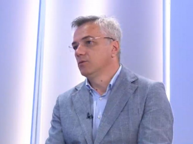 Тадић: Шмит је криминалац који је извршио покушај државног удара
