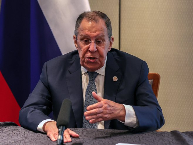 Лавров: Запад зажмирио на терористички напад на Старобељск