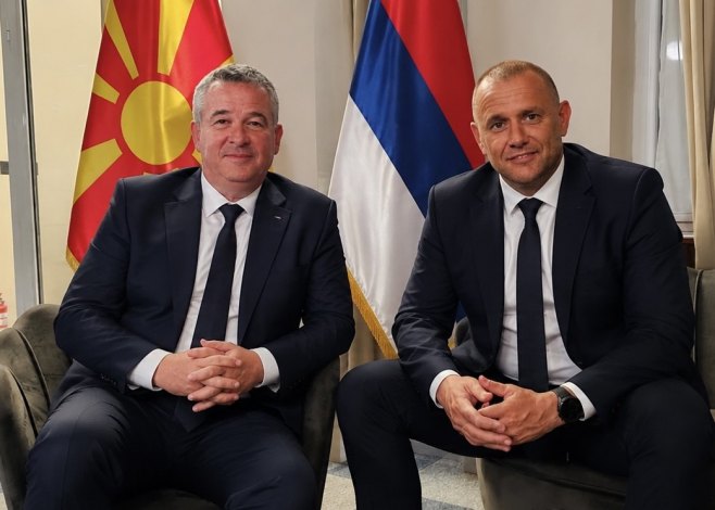Куваља у посјети Сјеверној Македонији: Састао се са Петровским