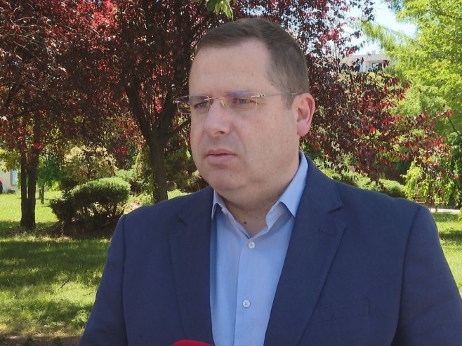 Ковачевић: Бошњаци се понашају као политички малољетни, траже останак старатеља