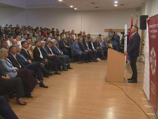 Студенти највећи потенцијал Српске, Влада настоји да им обезбиједи најбоље услове за школовање