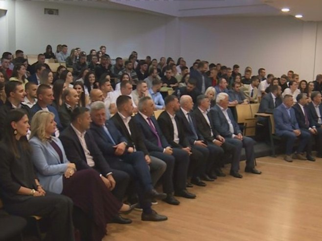 Студенти највећи потенцијал Српске, Влада настоји да им обезбиједи најбоље услове за школовање (ВИДЕО)