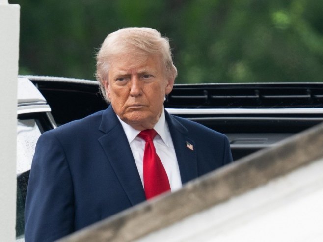 Трамп најавио да ће учествовати на самиту Г7 у Француској