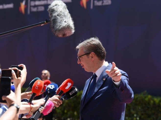 Александар Вучић (Фото: EPA/BORIS PEJOVIC) - 