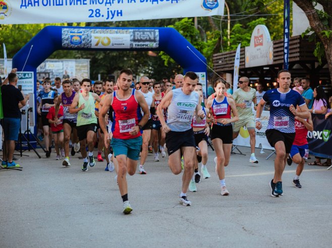 У суботу у Модричи 8. Улична трка