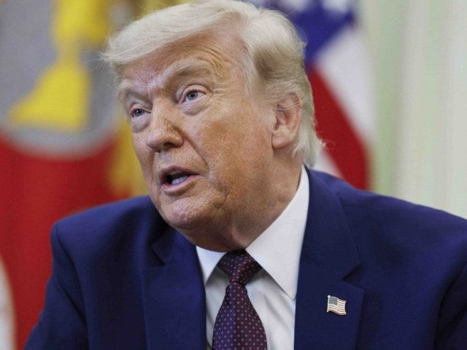 Трамп: Напади обустављени на око седам дана