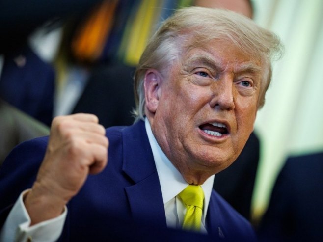 Трамп: Техеран ће платити цијену одгађања преговор