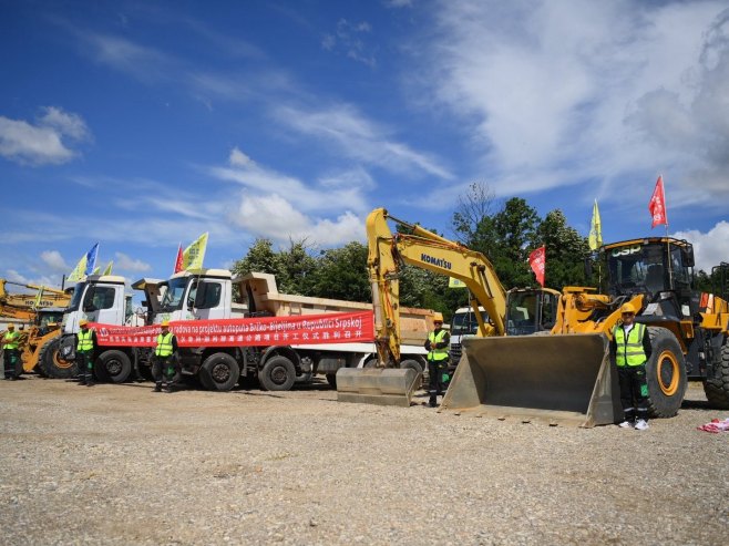 Стевановић у обиласку градилишта ауто-пута Бијељина-Брчко