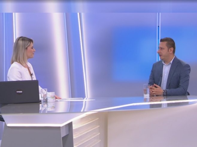 Гогановић: Политичко Сарајево упорно жели да само доноси одлуке, па је тако било и са спотом подршке Оружаних снага